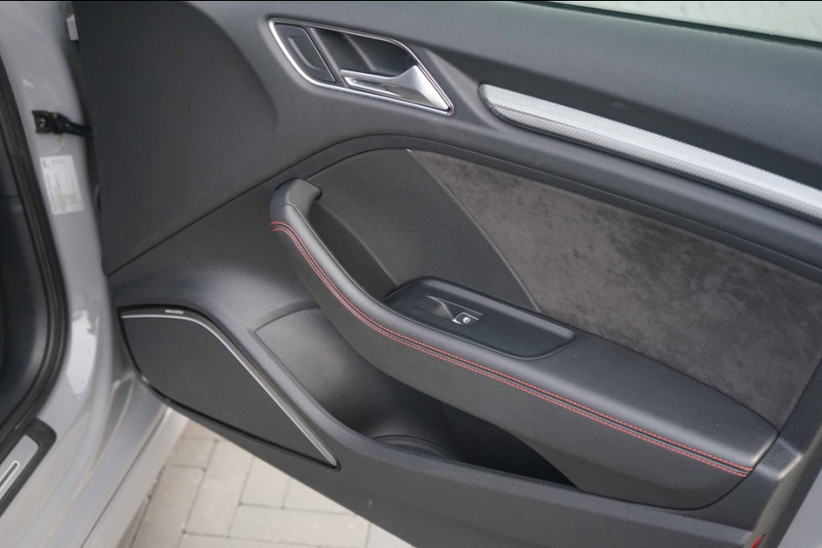 Audi RS3 Sportback 2.5 TFSI Quattro DAZA/RS-Zetels/DCC/KW/B&O/NON-OPF