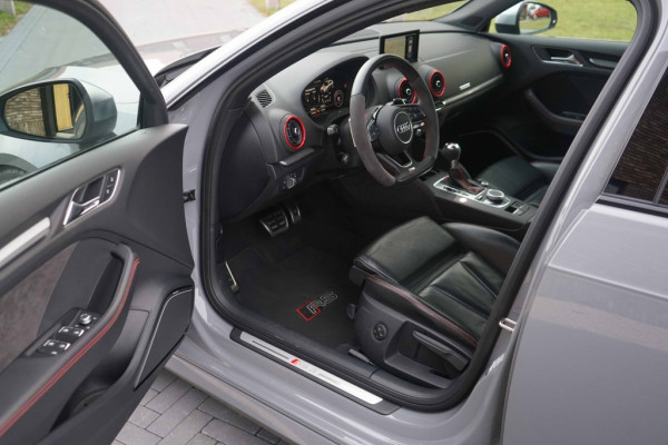 Audi RS3 Sportback 2.5 TFSI Quattro DAZA/RS-Zetels/DCC/KW/B&O/NON-OPF