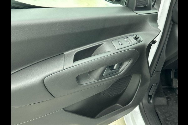 Peugeot Partner 1.5 BlueHDi 100PK L1 Airco Navi Parkeersensoren Trekhaak Camera