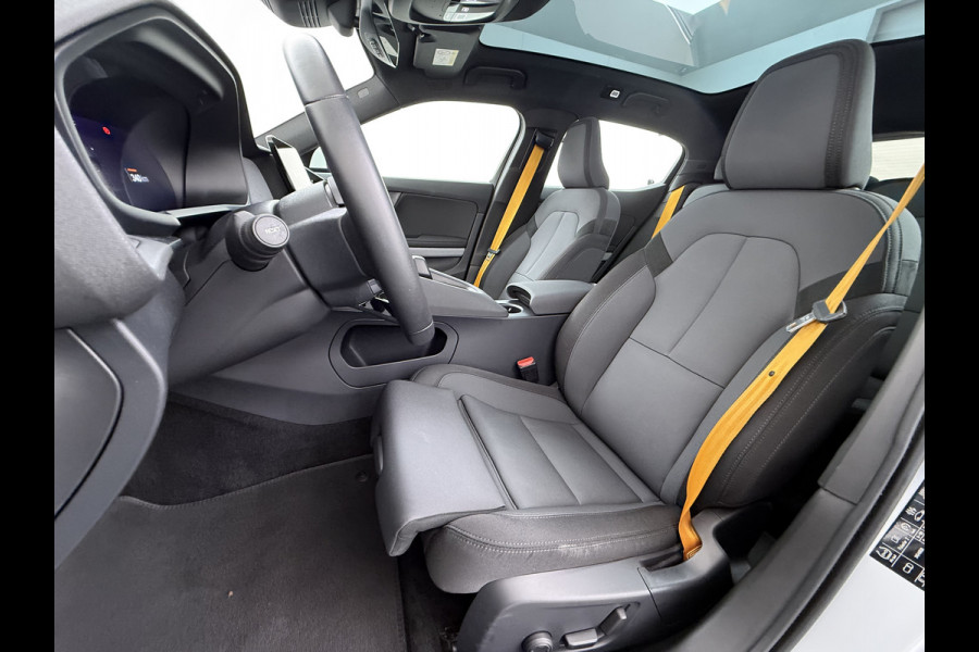 Polestar 2 78kWh 408PK PERFORMANCE 0-100 4,7sec. Long Range Pano-dak Elektr.Stoel+Stuur-verwarmd GSM-Key (semi-)-AutoPilot AWD GSM-Sleutel  SOH 93% Google-Android® Navi 360°Camera Elek.Achterklep PDC-a+v Performance-Ophanging Premium-Audio Active-Grille Keyless LEDParkeerassist auto 1.500KG Trekgewicht! 3fase 11kw thuis laden 4-season-Bnd € 66.000 nieuw