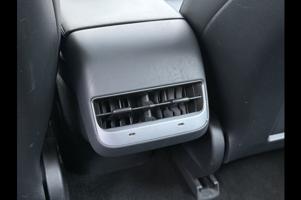 Tesla Model 3 RWD SR plus Soh 90% LFP Accu AutoPilot Leder Panoramadak Adaptive-Cruise Camera's Elektr.-Stuur+Stoelen+Spiegels+Geheugen+Easy-E Navi LED DAB Voorverwarmen Keyless One-Pedal-Drive Lmv 18" SOH 90% 1e Eigenaar Origineel Nederlandse Auto