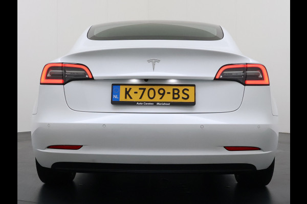 Tesla Model 3 RWD SR plus Soh 90% LFP Accu AutoPilot Leder Panoramadak Adaptive-Cruise Camera's Elektr.-Stuur+Stoelen+Spiegels+Geheugen+Easy-E Navi LED DAB Voorverwarmen Keyless One-Pedal-Drive Lmv 18" SOH 90% 1e Eigenaar Origineel Nederlandse Auto