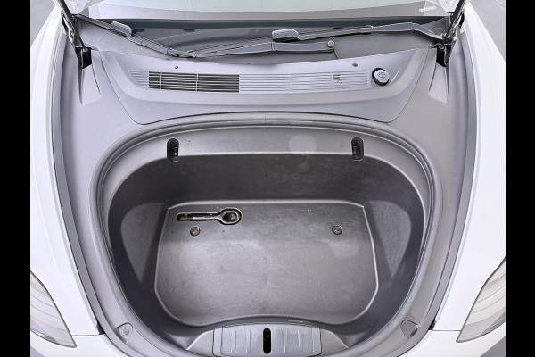 Tesla Model 3 RWD SR plus Soh 90% LFP Accu AutoPilot Leder Panoramadak Adaptive-Cruise Camera's Elektr.-Stuur+Stoelen+Spiegels+Geheugen+Easy-E Navi LED DAB Voorverwarmen Keyless One-Pedal-Drive Lmv 18" SOH 90% 1e Eigenaar Origineel Nederlandse Auto