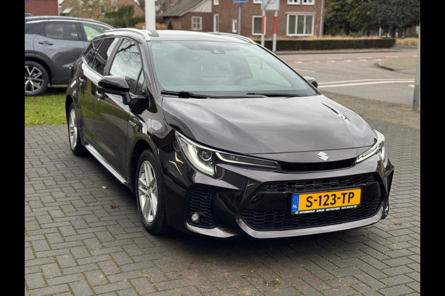 Suzuki Swace Toyota Corolla 1.8 Hybrid Style | Dodehoekherkenning, Parkeersensoren, Keyless, Stoel + Stuurverwarming, CarPlay