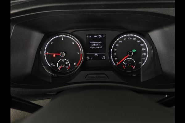Volkswagen Transporter 2.0 TDI L2H1 32 DC Highline 150 pk Automaat | Navigatie | Trekhaak (afneembaar) | Adaptieve cruise control |