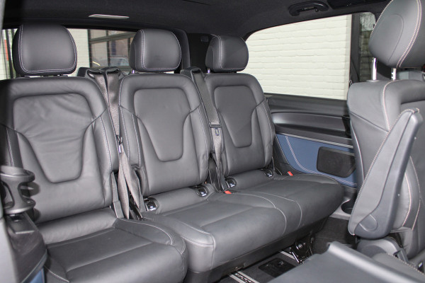 Mercedes-Benz Eqv 300 L2 / AMG / New Model / Panorama / 7-Persoons / 360 Camera / Vol Opties / NIEUWSTAAT