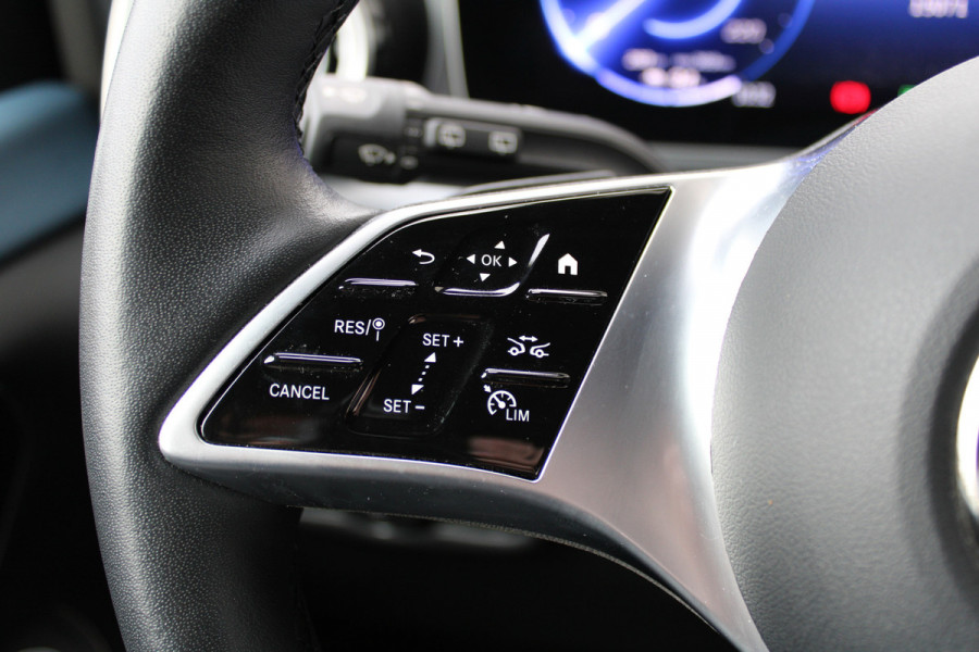 Mercedes-Benz Eqv 300 L2 / AMG / New Model / Panorama / 7-Persoons / 360 Camera / Vol Opties / NIEUWSTAAT