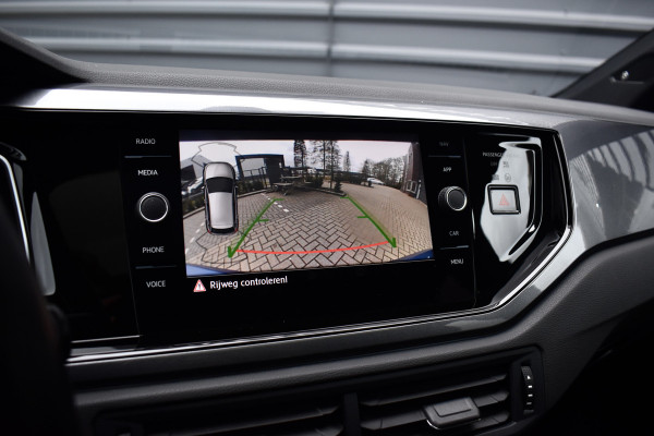 Volkswagen Polo 2.0 TSI GTI 200pk | Pano | ACC | Beats | Camera | 18'' Wielen | Stoelverwarming | CarPlay |