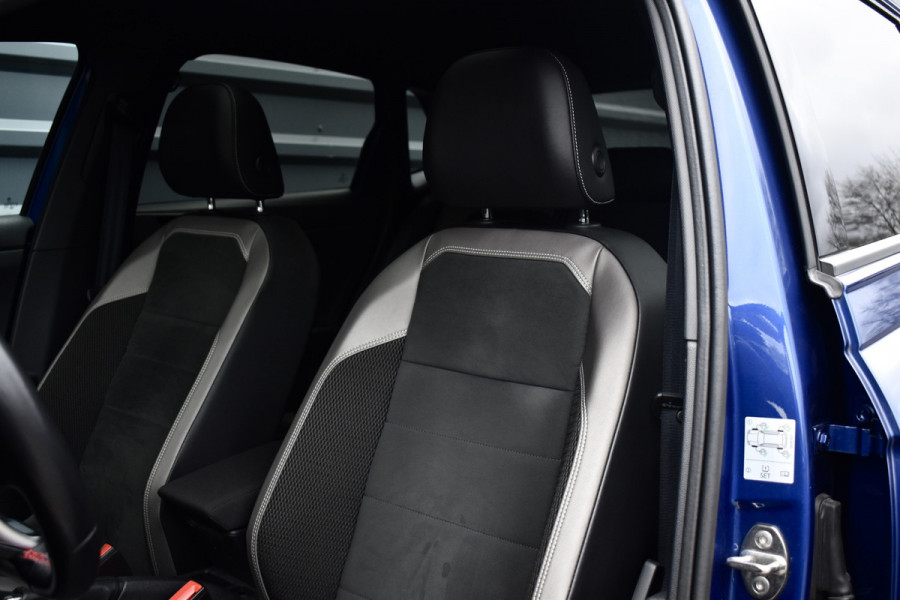 Volkswagen Polo 2.0 TSI GTI 200pk | Pano | ACC | Beats | Camera | 18'' Wielen | Stoelverwarming | CarPlay |