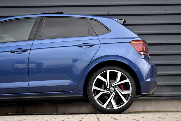 Volkswagen Polo 2.0 TSI GTI 200pk | Pano | ACC | Beats | Camera | 18'' Wielen | Stoelverwarming | CarPlay |