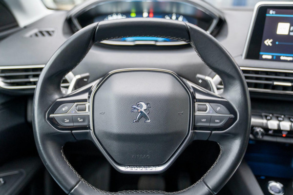 Peugeot 3008 1.2 PureTech Allure |Prijs rijklaar incl 12 mnd garantie| Navi Camera Blind spot