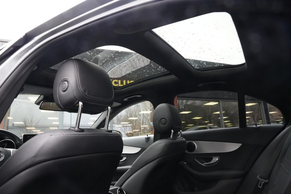 Mercedes-Benz C-Klasse 350 e AMG Luchtvering Panoramadak Cruise Stoelverw. Leer