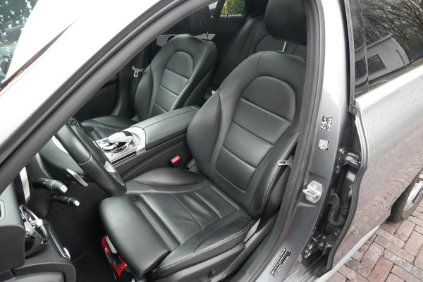 Mercedes-Benz C-Klasse 350 e AMG Luchtvering Panoramadak Cruise Stoelverw. Leer