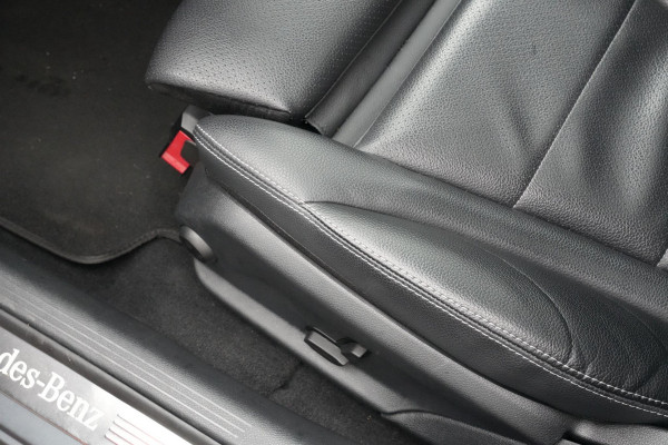 Mercedes-Benz C-Klasse 350 e AMG Luchtvering Panoramadak Cruise Stoelverw. Leer