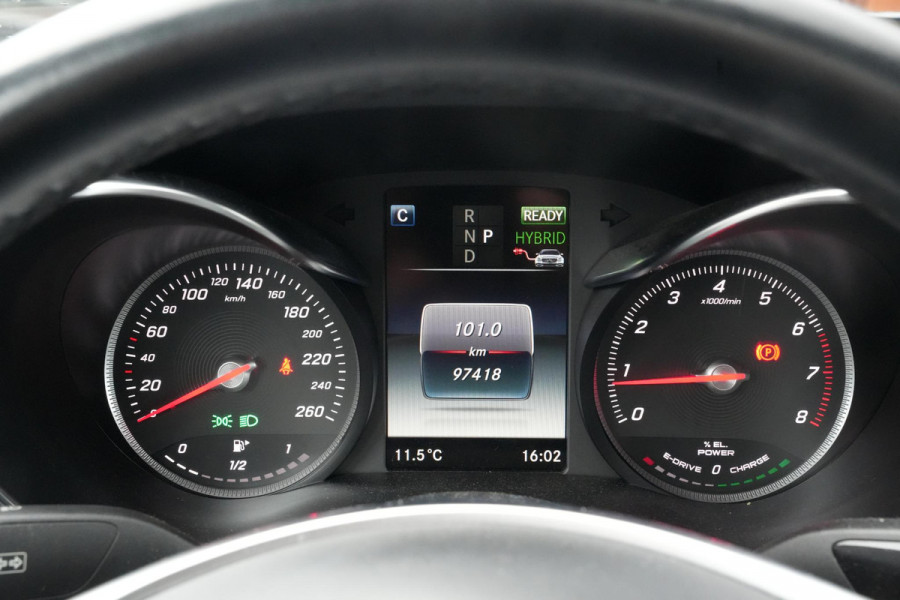 Mercedes-Benz C-Klasse 350 e AMG Luchtvering Panoramadak Cruise Stoelverw. Leer