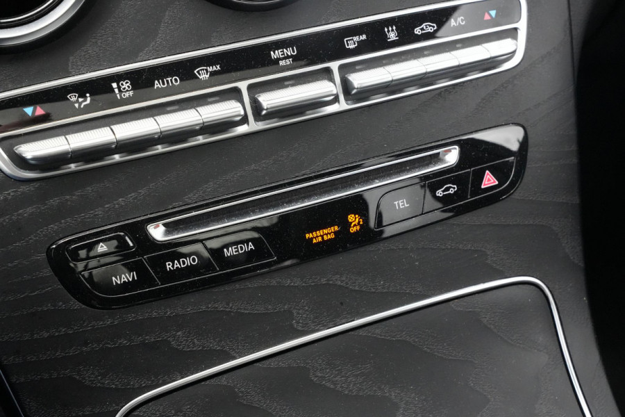 Mercedes-Benz C-Klasse 350 e AMG Luchtvering Panoramadak Cruise Stoelverw. Leer
