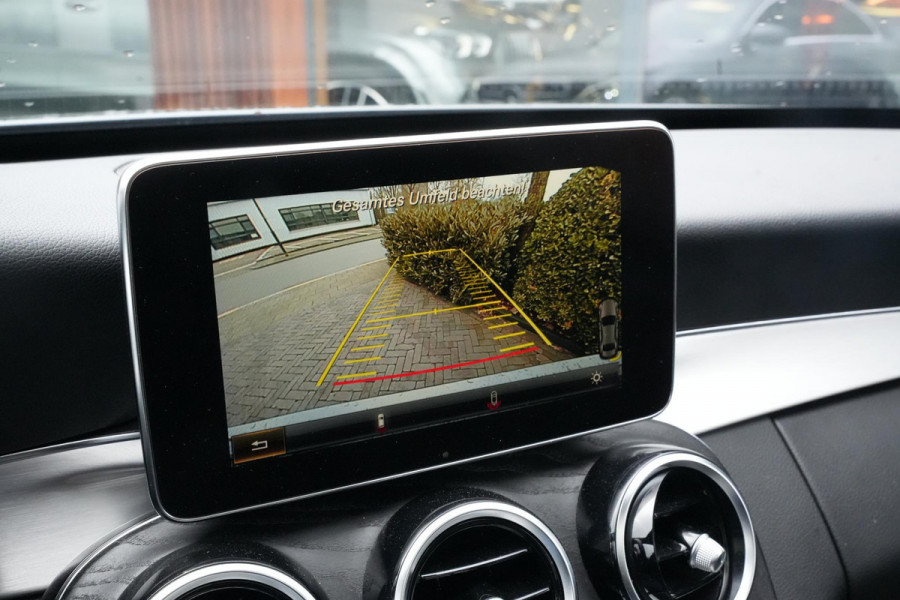 Mercedes-Benz C-Klasse 350 e AMG Luchtvering Panoramadak Cruise Stoelverw. Leer