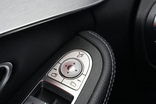 Mercedes-Benz C-Klasse 350 e AMG Luchtvering Panoramadak Cruise Stoelverw. Leer
