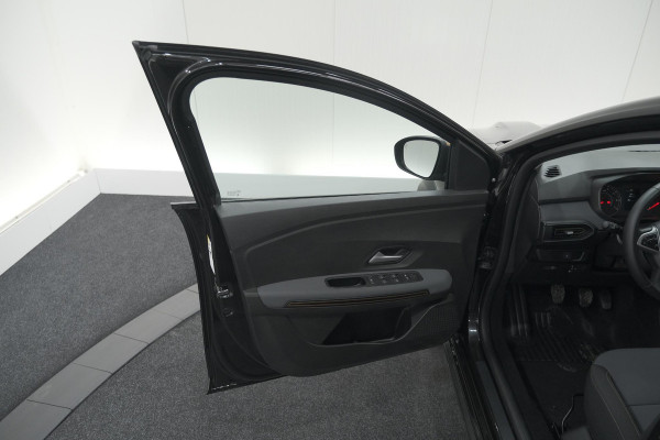 Dacia Jogger TCe 110 Extreme | 7 Zitplaatsen | Camera | Dodehoekdetectie | Stoelverwarming | Apple Carplay