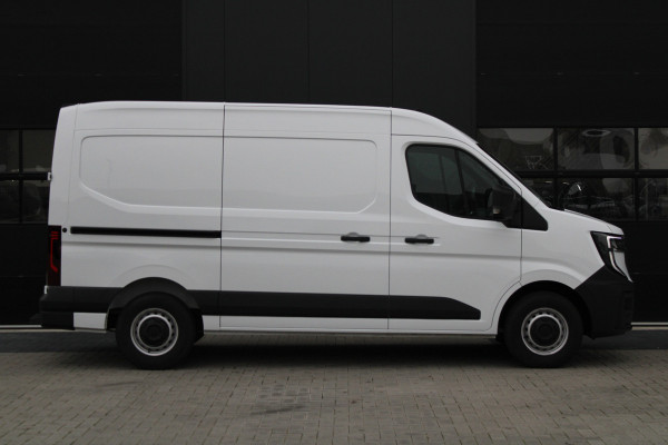 Renault Master T35 2.0 dCi 130 L2H2 Extra 131pk - Camera - Cruise - Trekhaak - PDC - Rijklaar
