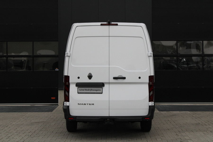 Renault Master T35 2.0 dCi 130 L2H2 Extra 131pk - Camera - Cruise - Trekhaak - PDC - Rijklaar