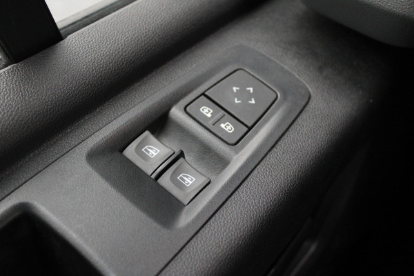 Renault Master T35 2.0 dCi 130 L2H2 Extra 131pk - Camera - Cruise - Trekhaak - PDC - Rijklaar