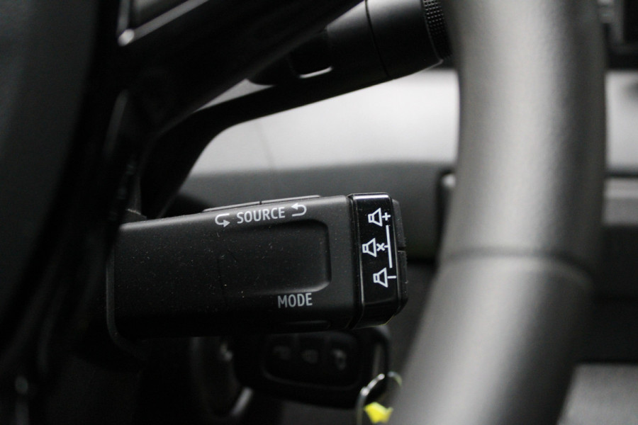 Renault Master T35 2.0 dCi 130 L2H2 Extra 131pk - Camera - Cruise - Trekhaak - PDC - Rijklaar