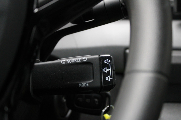 Renault Master T35 2.0 dCi 130 L2H2 Extra 131pk - Camera - Cruise - Trekhaak - PDC - Rijklaar