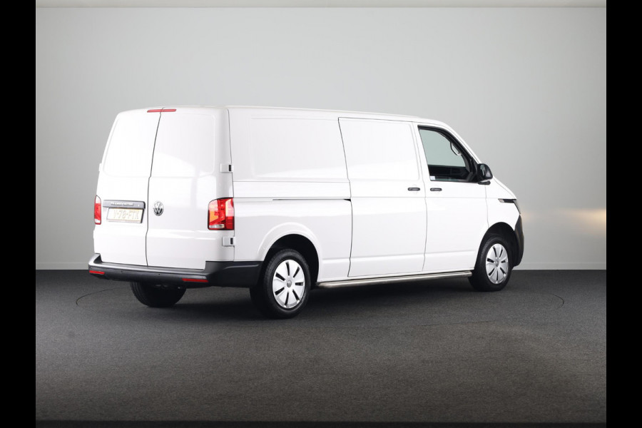 Volkswagen Transporter 2.0 TDI L2H1 28 Comfortline 110 pk | Verlengde garantie | Navigatie via App | Parkeersensoren achter | Cruise control |
