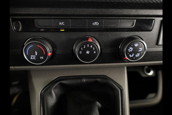 Volkswagen Transporter 2.0 TDI L2H1 28 Comfortline 110 pk | Verlengde garantie | Navigatie via App | Parkeersensoren achter | Cruise control |