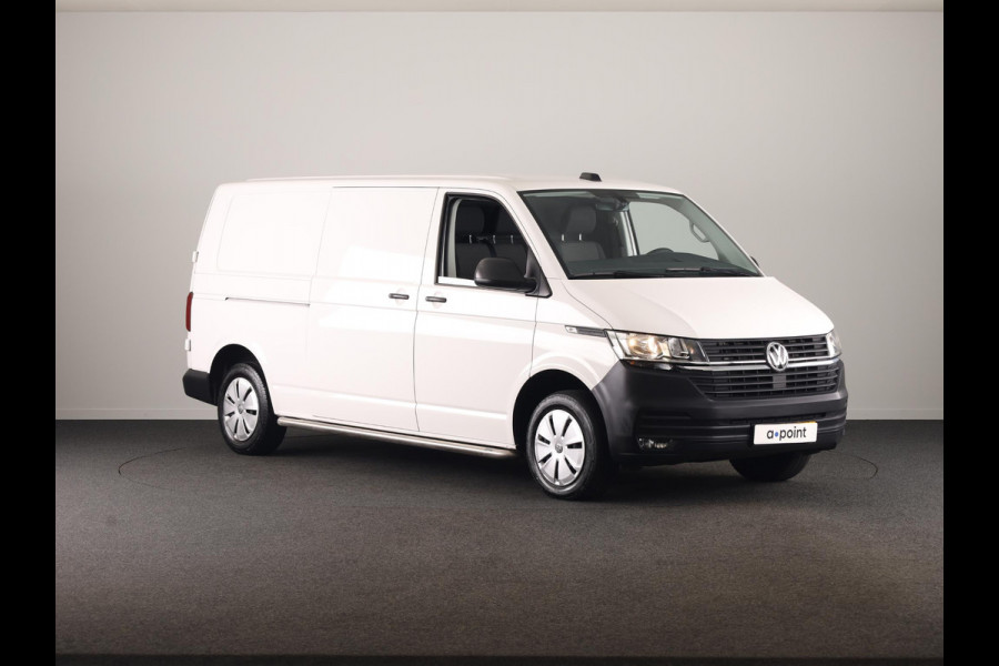 Volkswagen Transporter 2.0 TDI L2H1 28 Comfortline 110 pk | Verlengde garantie | Navigatie via App | Parkeersensoren achter | Cruise control |