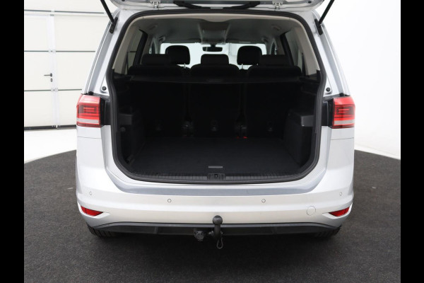 Volkswagen Touran 1.2 TSI Comfortline | Trekhaak | Camera | Navigatie | Climate control | Bluetooth | Cruise control | Parkeerhulp
