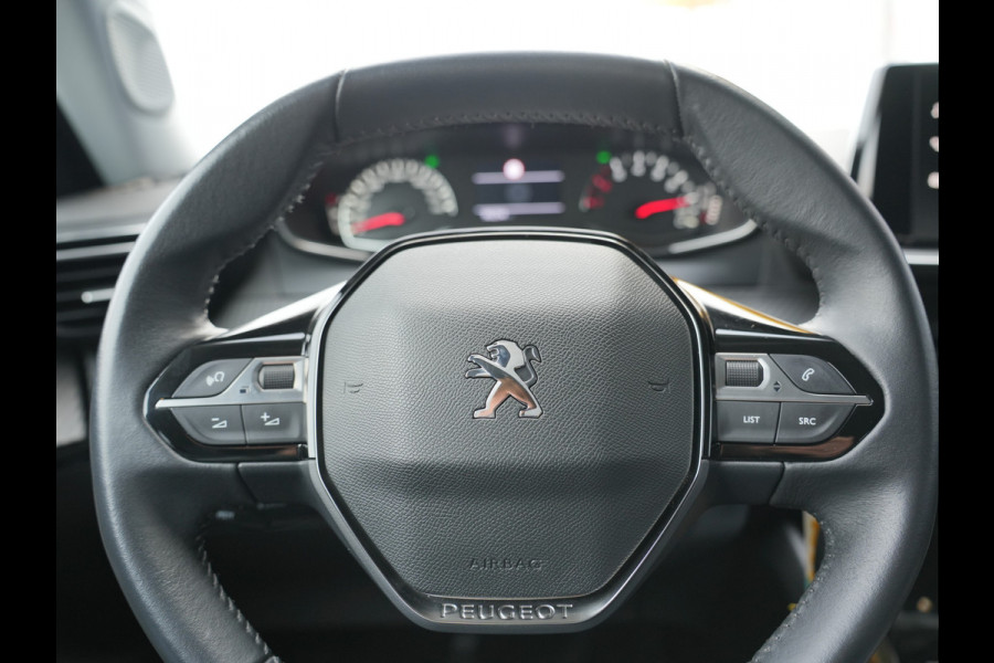 Peugeot 2008 1.2 PureTech Allure | Trekhaak | Apple carplay |