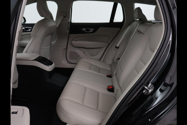 Volvo V60 2.0 T6 Recharge AWD Inscription | Leder | Stoel & stuurverwarming | Adaptive cruise | Camera | Carplay | Stuurverwarming | Keyless | Navigatie | Memory | PHEV | Plug In
