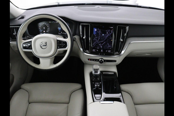 Volvo V60 2.0 T6 Recharge AWD Inscription | Leder | Stoel & stuurverwarming | Adaptive cruise | Camera | Carplay | Stuurverwarming | Keyless | Navigatie | Memory | PHEV | Plug In