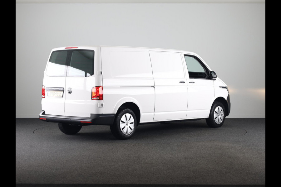 Volkswagen Transporter 2.0 TDI L2H1 28 Economy Business 110 pk | Verlengde garantie | Navigatie via App | Parkeersensoren achter | Cruise control |