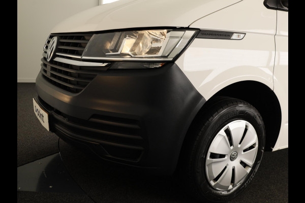 Volkswagen Transporter 2.0 TDI L2H1 28 Economy Business 110 pk | Verlengde garantie | Navigatie via App | Parkeersensoren achter | Cruise control |