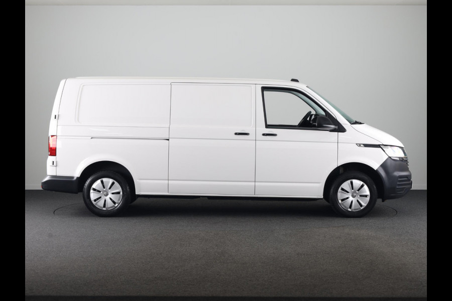 Volkswagen Transporter 2.0 TDI L2H1 28 Economy Business 110 pk | Verlengde garantie | Navigatie via App | Parkeersensoren achter | Cruise control |