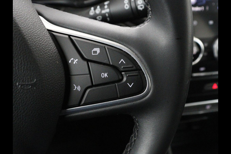 Renault Mégane 1.3 TCe Business Zen | Trekhaak | Camera | Carplay | Keyless | Navigatie | Full LED | Parkeerhulp | Cruise control | Bluetooth | Climate control