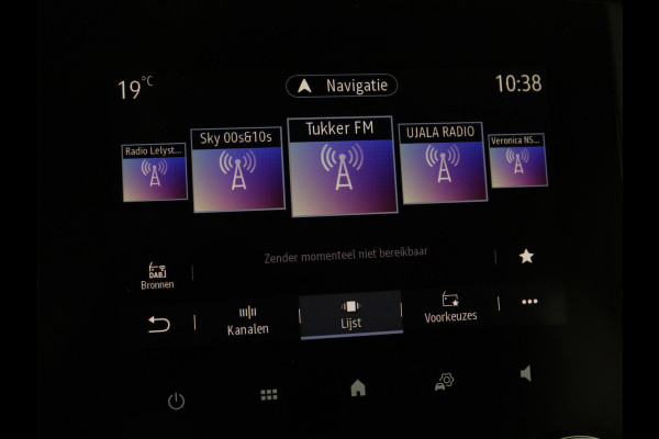 Renault Mégane 1.3 TCe Business Zen | Trekhaak | Camera | Carplay | Keyless | Navigatie | Full LED | Parkeerhulp | Cruise control | Bluetooth | Climate control