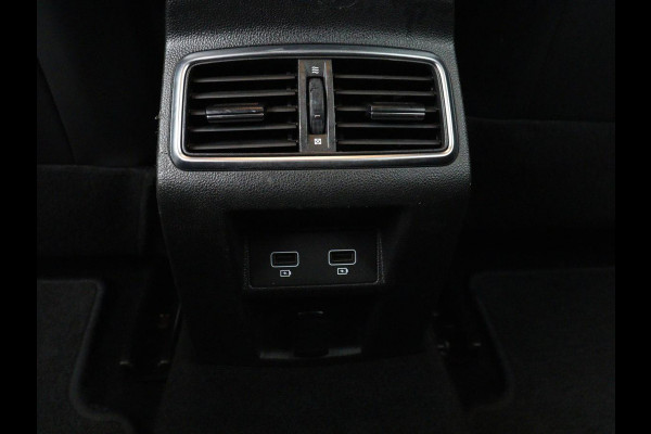 Renault Mégane 1.3 TCe Business Zen | Trekhaak | Camera | Carplay | Keyless | Navigatie | Full LED | Parkeerhulp | Cruise control | Bluetooth | Climate control