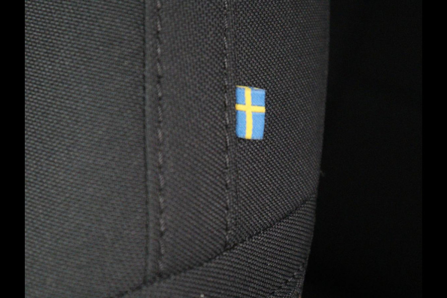 Volvo XC40 Recharge Core | SOH 95% | Stoel & stuurverwarming | Camera | Carplay | Navigatie | Parkeerhulp | Full LED