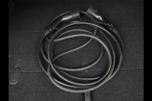 Volvo XC40 Recharge Core | SOH 95% | Stoel & stuurverwarming | Camera | Carplay | Navigatie | Parkeerhulp | Full LED