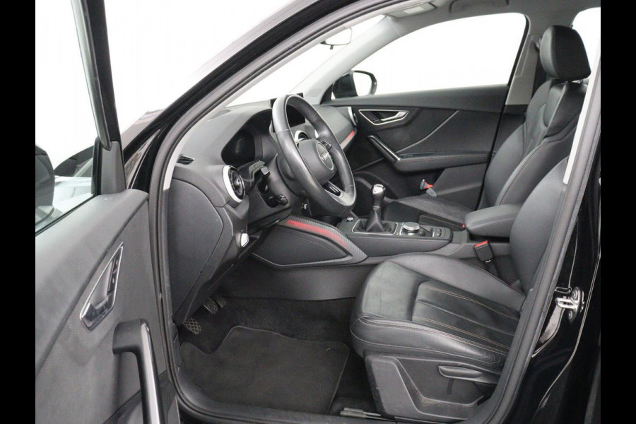 Audi Q2 35 TFSI Business Edition | Leder | Virtual Cockpit | Camera | Carplay | Navigatie | Full LED | Parkeerhulp | Climate control | Bluetooth | Cruise control