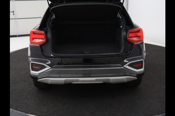 Audi Q2 35 TFSI Business Edition | Leder | Virtual Cockpit | Camera | Carplay | Navigatie | Full LED | Parkeerhulp | Climate control | Bluetooth | Cruise control