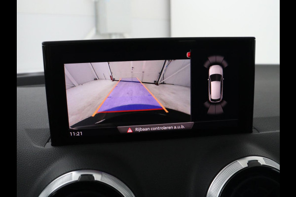 Audi Q2 35 TFSI Business Edition | Leder | Virtual Cockpit | Camera | Carplay | Navigatie | Full LED | Parkeerhulp | Climate control | Bluetooth | Cruise control