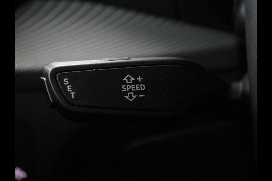 Audi Q2 35 TFSI Business Edition | Leder | Virtual Cockpit | Camera | Carplay | Navigatie | Full LED | Parkeerhulp | Climate control | Bluetooth | Cruise control