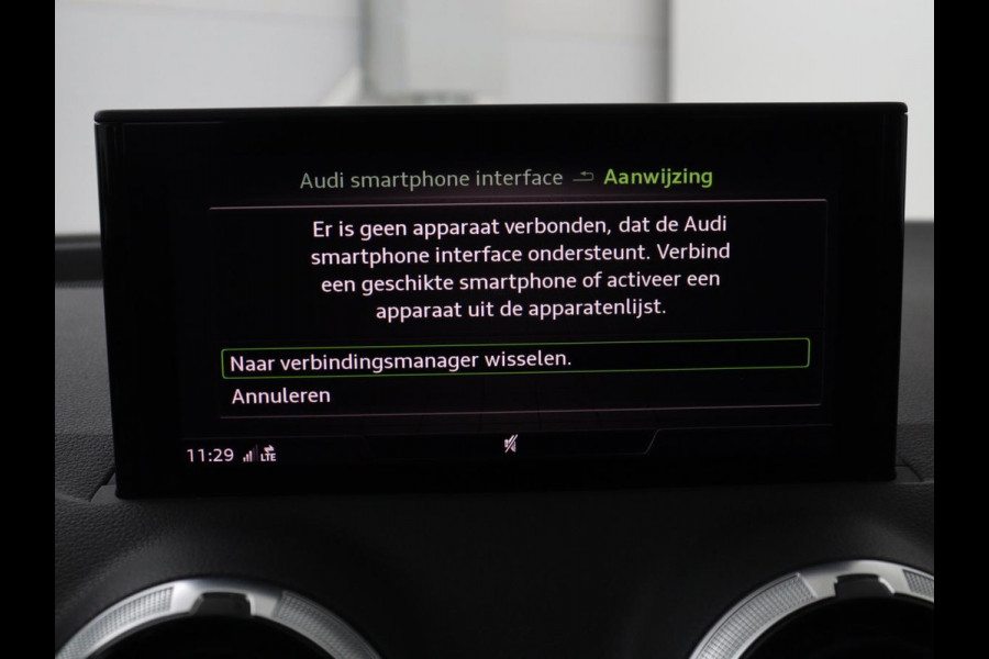 Audi Q2 35 TFSI Business Edition | Leder | Virtual Cockpit | Camera | Carplay | Navigatie | Full LED | Parkeerhulp | Climate control | Bluetooth | Cruise control