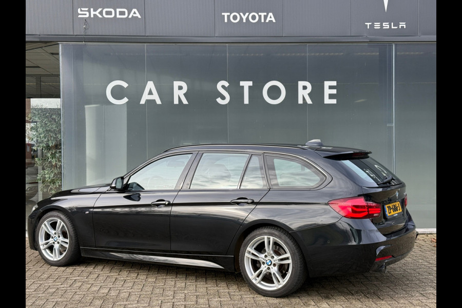 BMW 3 Serie Touring 318i M Sport Leder|Flippers|Dodehoek|Camera
