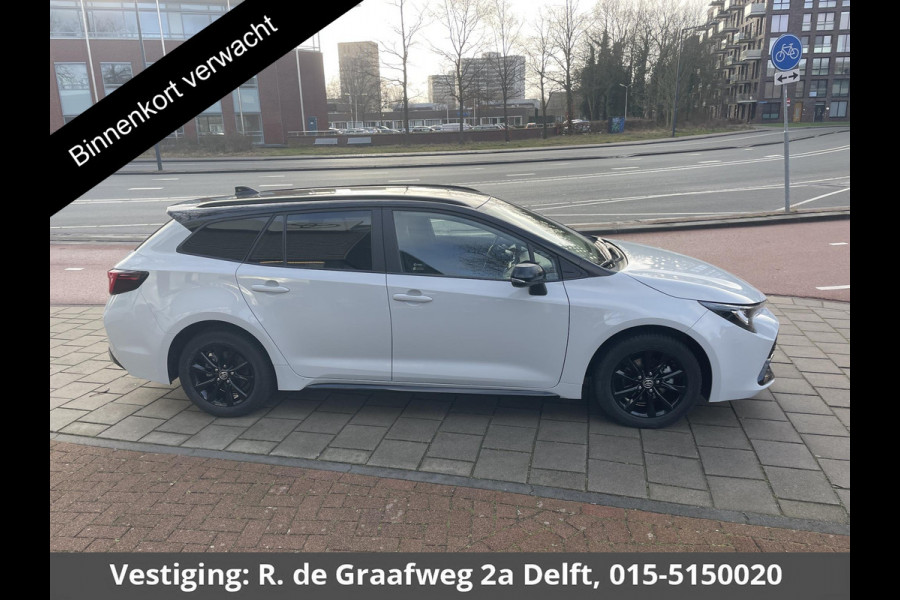 Toyota Corolla Touring Sports Hybrid 140 Active Bi-Tone | Stuur-& Stoelverwarming | Apple Carplay&AndroidAUTO | Adapt.Cruise control